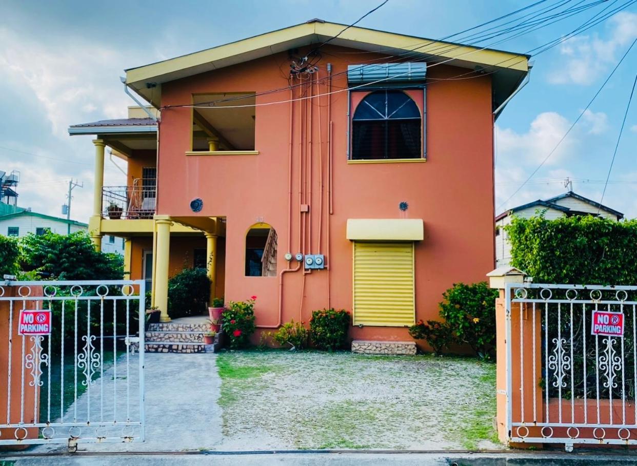 City Garden Apartment Belize City Esterno foto