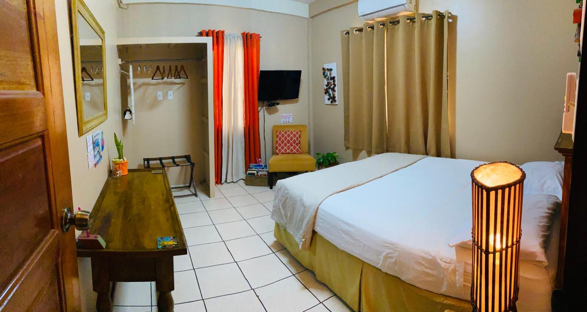 City Garden Apartment Belize City Esterno foto